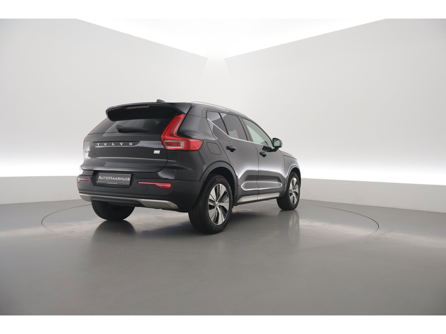 Volvo XC40 1.5 T5 Recharge Inscription | Leder | Pilot Assist | Camera | Stoel- Stuurverw. | Harman Kardon | Apple CarPlay