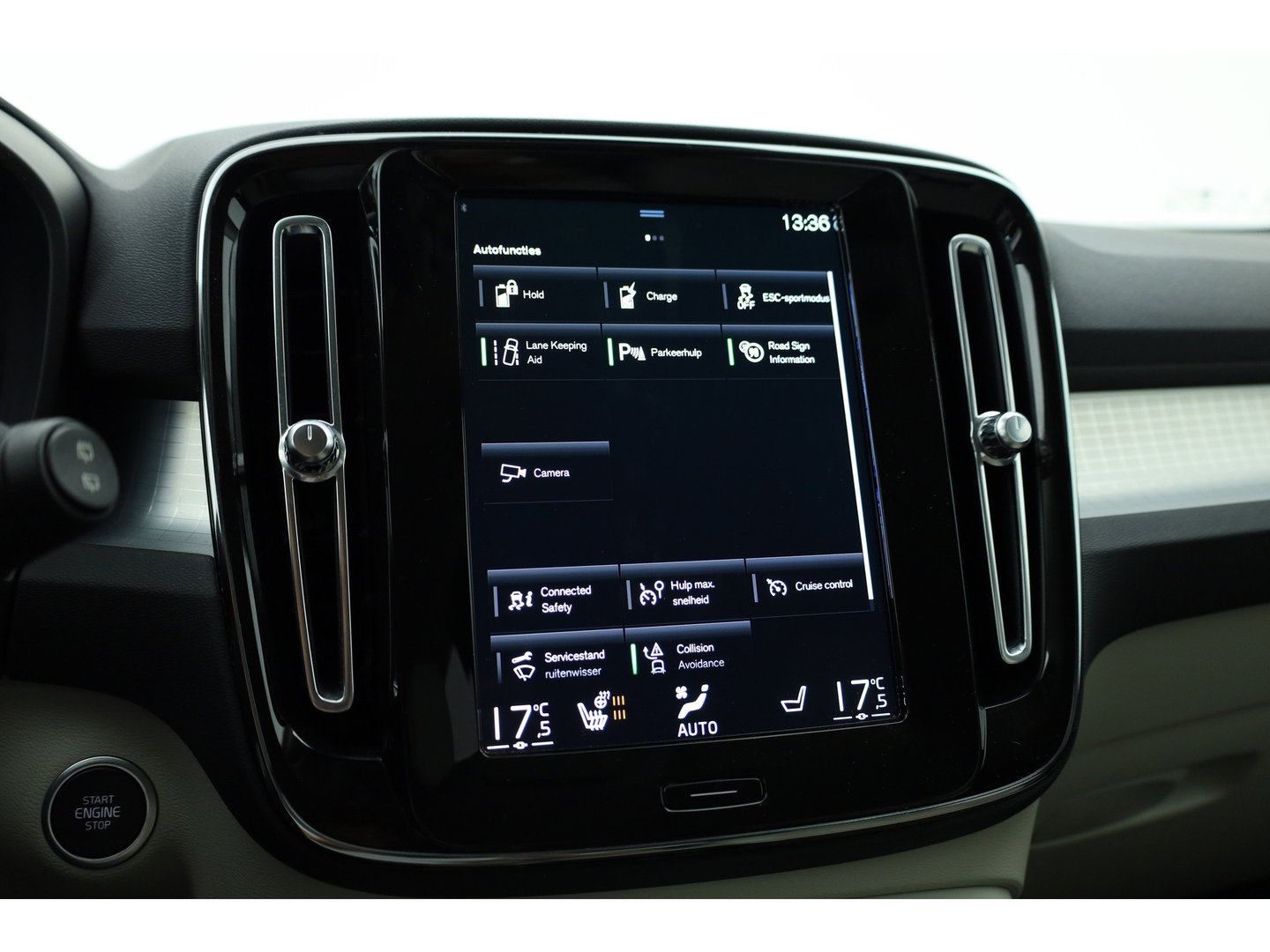 Volvo XC40 1.5 T5 Recharge Inscription | Leder | Pilot Assist | Camera | Stoel- Stuurverw. | Harman Kardon | Apple CarPlay