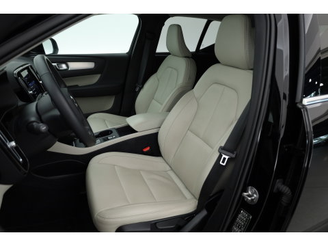 Volvo XC40 1.5 T5 Recharge Inscription | Leder | Pilot Assist | Camera | Stoel- Stuurverw. | Harman Kardon | Apple CarPlay