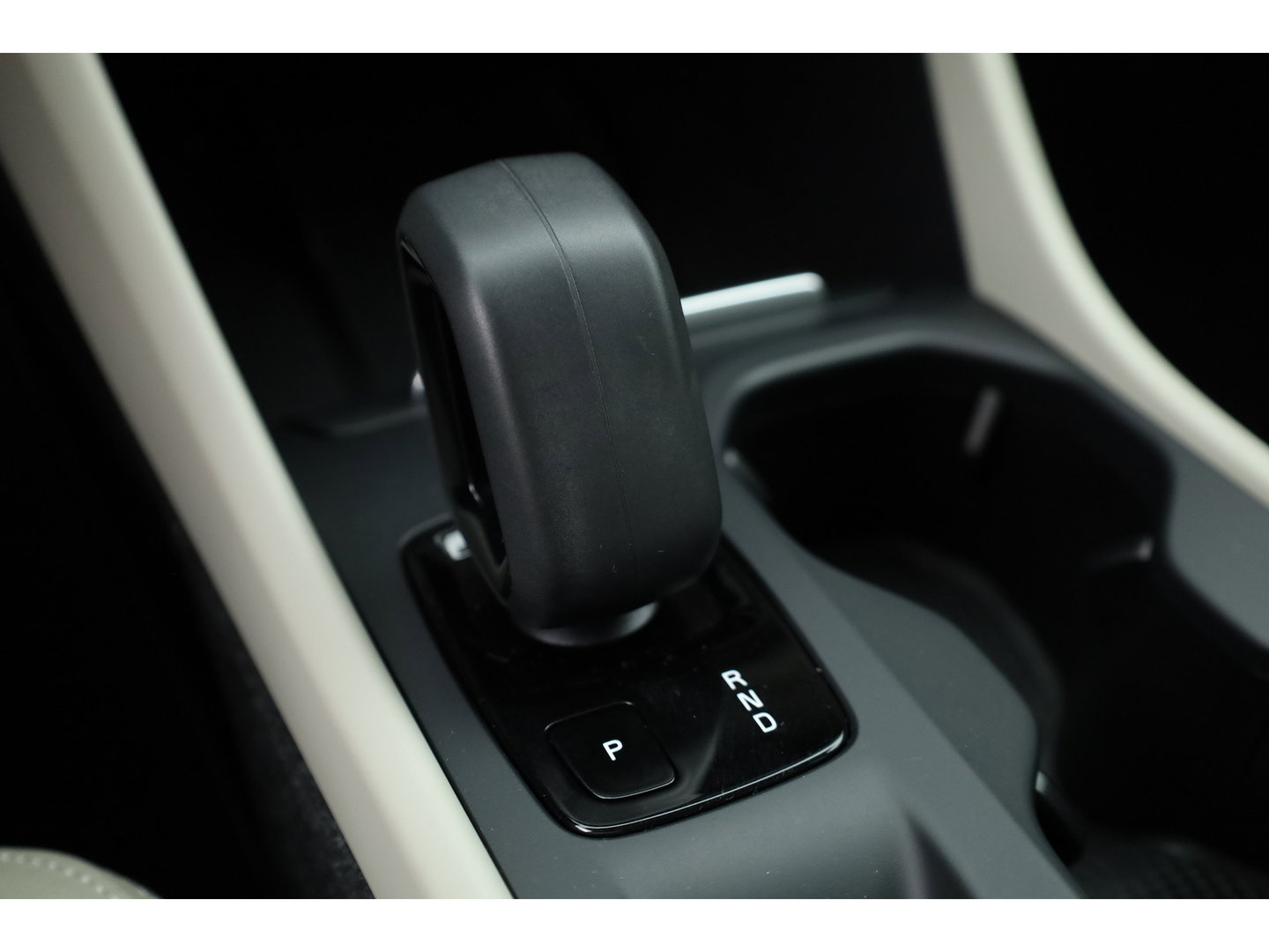 Volvo XC40 1.5 T5 Recharge Inscription | Leder | Pilot Assist | Camera | Stoel- Stuurverw. | Harman Kardon | Apple CarPlay