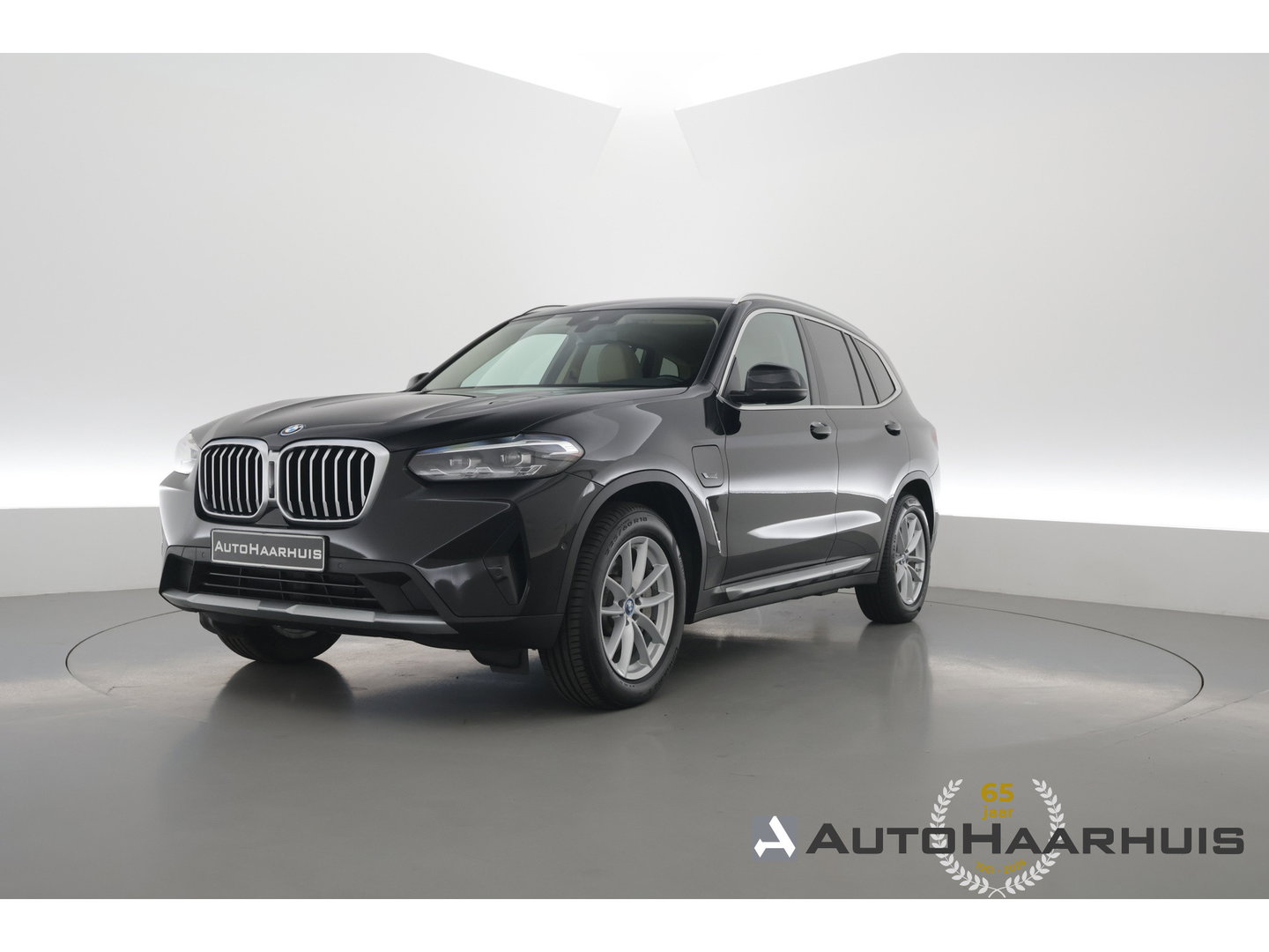 BMW X3 xDrive30e | Elek. Trekhaak | Leder | CarPlay + NAV | Camera + PDC | Stoelverw. | Cruise | Dodehoek. |