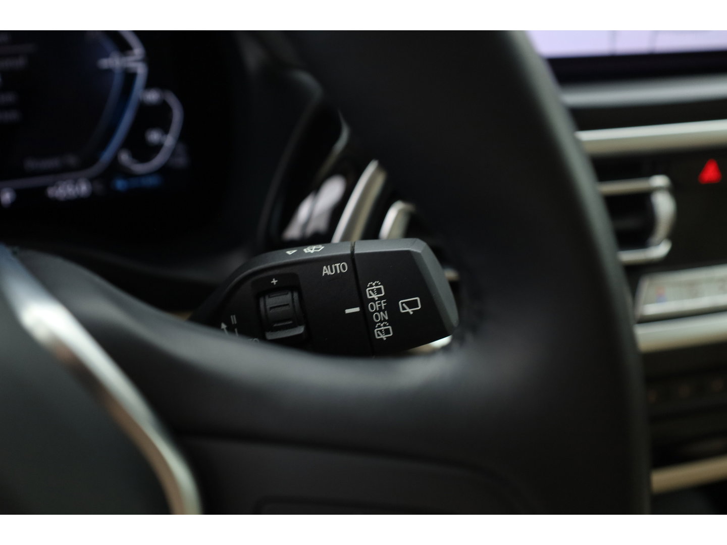 BMW X3 xDrive30e | Elek. Trekhaak | Leder | CarPlay + NAV | Camera + PDC | Stoelverw. | Cruise | Dodehoek. |