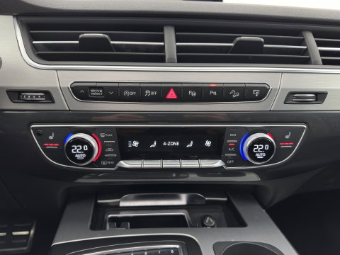 Audi Q7 3.0 TDI ultra quattro Pro Line S [7-Pers.] (INCL.BTW) *PANO | ADAPTIVE-CRUISE | LEATHER | FULL-LED | BLINDSPOT | BOSE | MEMORY-PACK | HEATED-COMFORTSEATS | DIGI-COCKPIT | PRIVACY-GLASS | SHIFTPADDLES | CAMERA | AIR-SUSPENSION | 21''AL