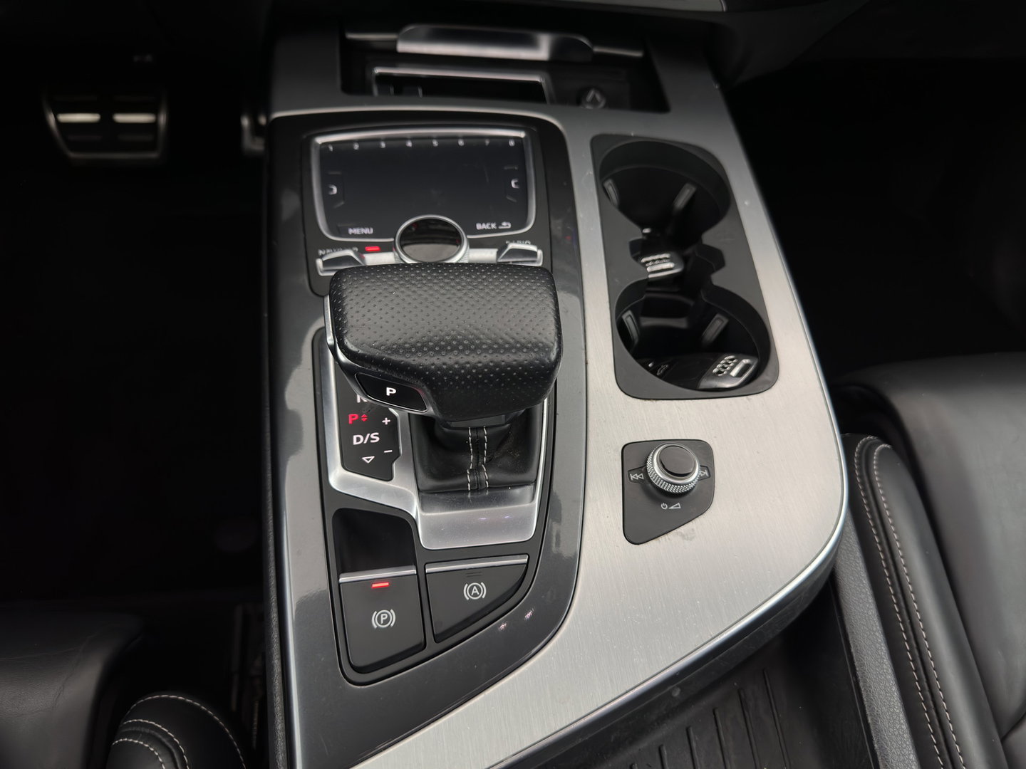 Audi Q7 3.0 TDI ultra quattro Pro Line S [7-Pers.] (INCL.BTW) *PANO | ADAPTIVE-CRUISE | LEATHER | FULL-LED | BLINDSPOT | BOSE | MEMORY-PACK | HEATED-COMFORTSEATS | DIGI-COCKPIT | PRIVACY-GLASS | SHIFTPADDLES | CAMERA | AIR-SUSPENSION | 21''AL