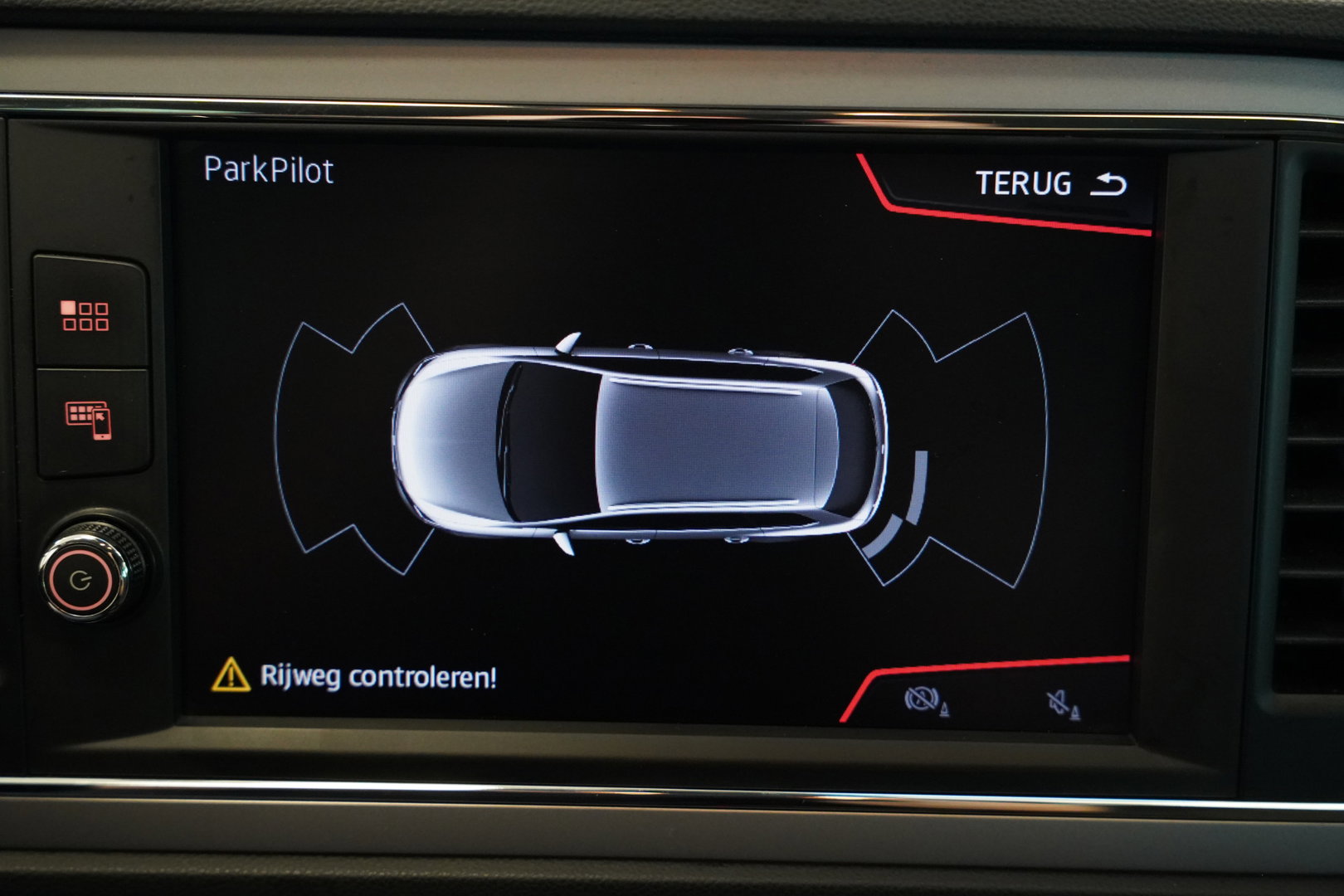 SEAT Leon ST 1.0 EcoTSI Style Business Intense Navigatie CruiseControl Trekhaak!
