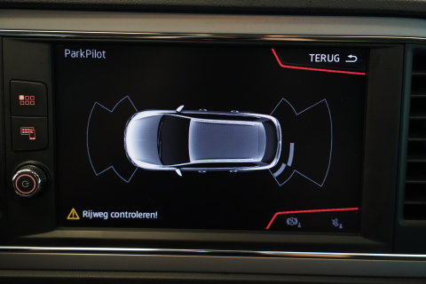 SEAT Leon ST 1.0 EcoTSI Style Business Intense Navigatie CruiseControl Trekhaak!