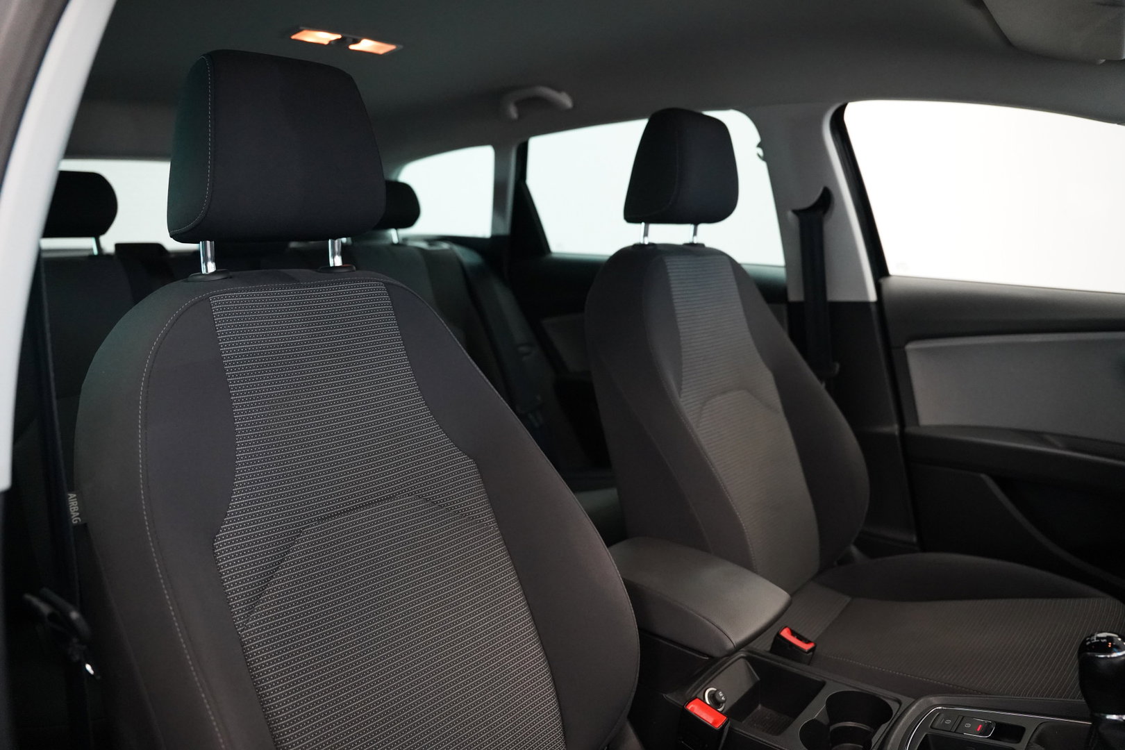 SEAT Leon ST 1.0 EcoTSI Style Business Intense Navigatie CruiseControl Trekhaak!