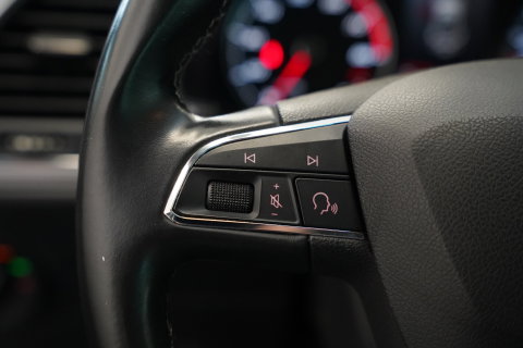 SEAT Leon ST 1.0 EcoTSI Style Business Intense Navigatie CruiseControl Trekhaak!