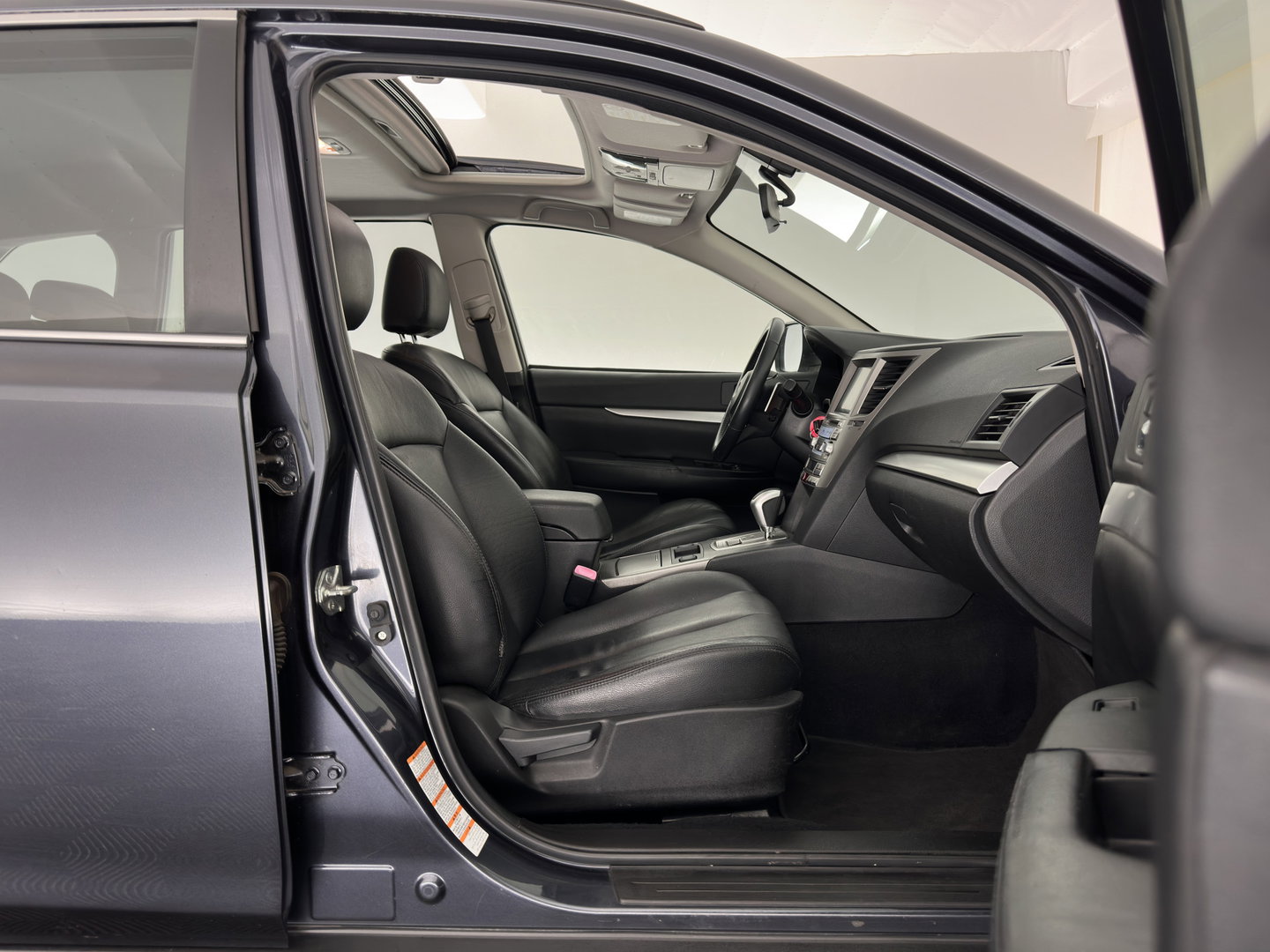 Subaru Outback 2.5i Exclusive Aut. *PANO | LEATHER | XENON | CAMERA | NAVI-FULLMAP | HEATED-COMFORTSEATS | SHIFTPADDLES | PRIVACYGLASS | ECC | PDC | CRUISE | 17''ALU | TOWBAR*