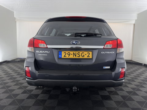 Subaru Outback 2.5i Exclusive Aut. *PANO | LEATHER | XENON | CAMERA | NAVI-FULLMAP | HEATED-COMFORTSEATS | SHIFTPADDLES | PRIVACYGLASS | ECC | PDC | CRUISE | 17''ALU | TOWBAR*