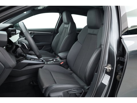 Audi A3 Sportback 40 TFSI e S edition | Matrix LED | Apple CarPlay | Adapt. Cruise | Keyless | Camera | 18'' | Navi |