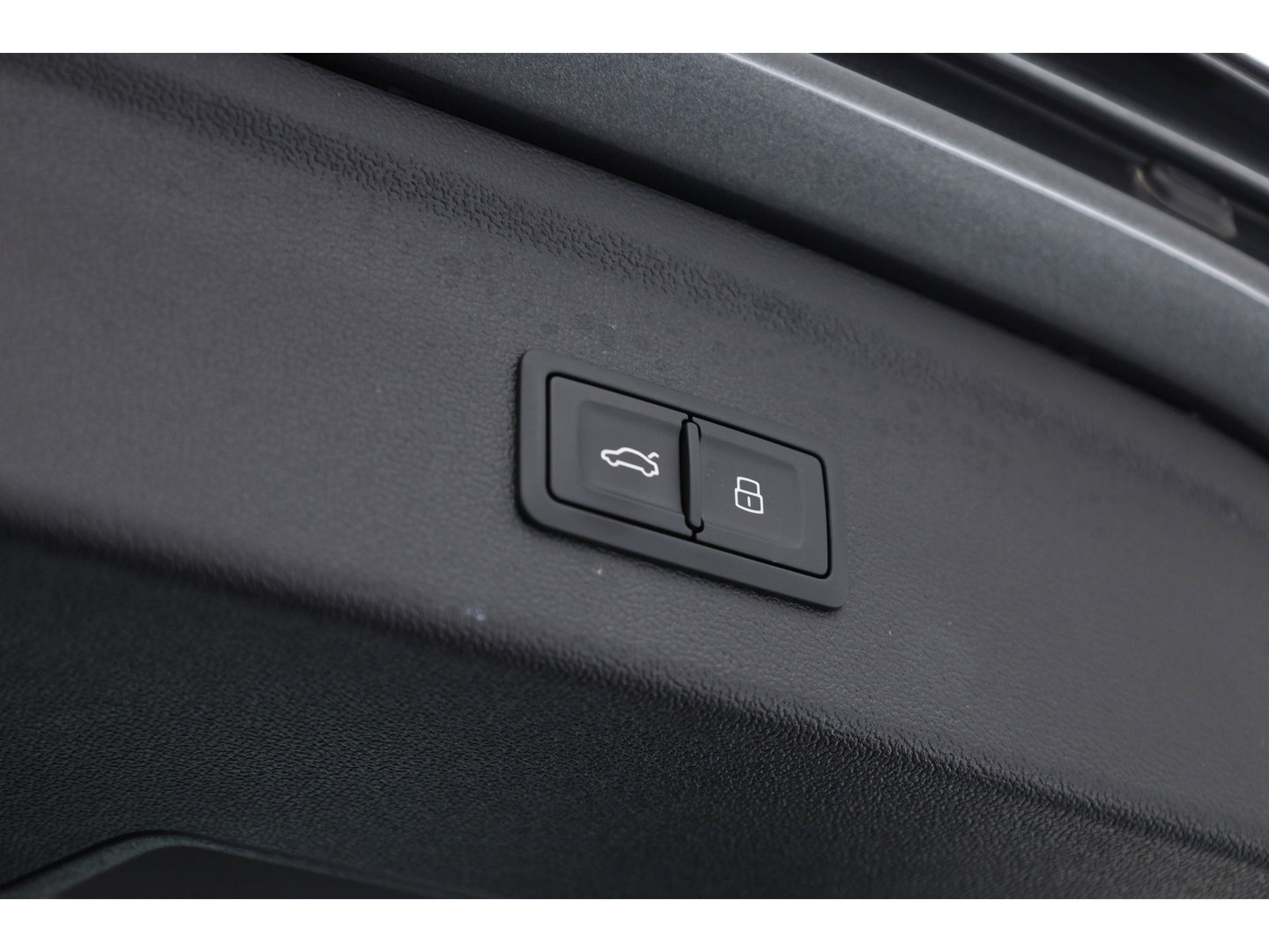 Audi A3 Sportback 40 TFSI e S edition | Matrix LED | Apple CarPlay | Adapt. Cruise | Keyless | Camera | 18'' | Navi |