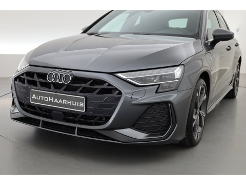 Audi A3 Sportback 40 TFSI e S edition | Matrix LED | Apple CarPlay | Adapt. Cruise | Keyless | Camera | 18'' | Navi |