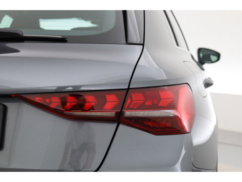Audi A3 Sportback 40 TFSI e S edition | Matrix LED | Apple CarPlay | Adapt. Cruise | Keyless | Camera | 18'' | Navi |