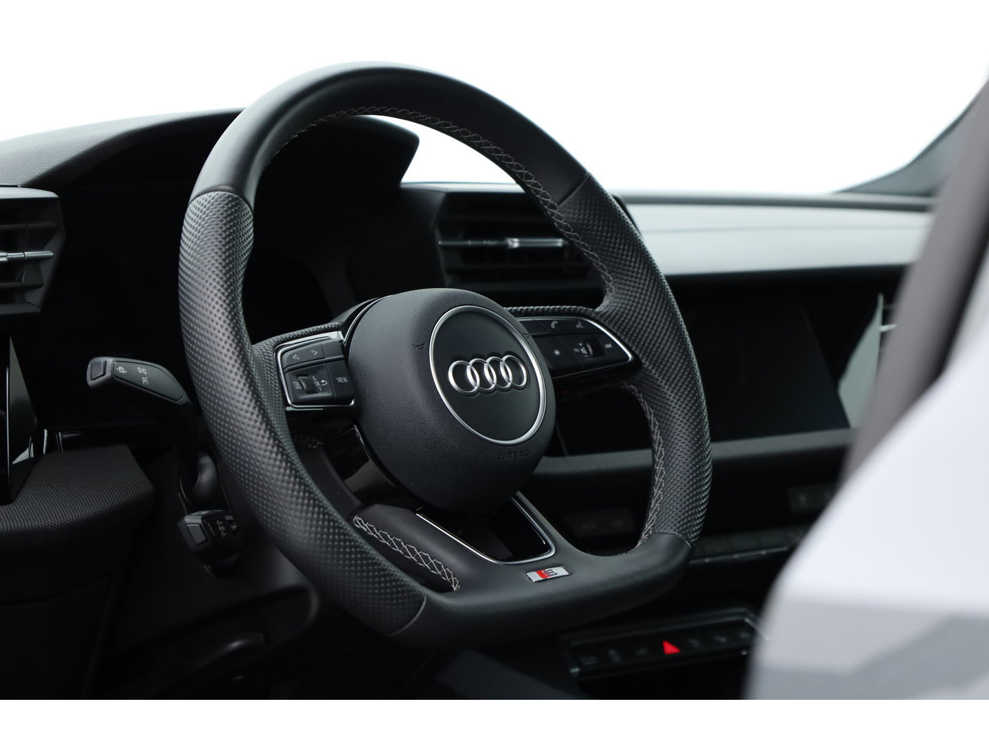 Audi A3 Sportback 40 TFSI e S edition | Matrix LED | Apple CarPlay | Adapt. Cruise | Keyless | Camera | 18'' | Navi |