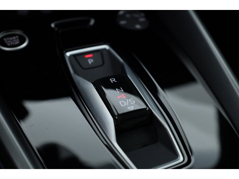 Audi A3 Sportback 40 TFSI e S edition | Matrix LED | Apple CarPlay | Adapt. Cruise | Keyless | Camera | 18'' | Navi |