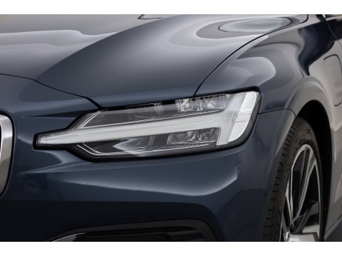 Volvo V60 2.0 T6 Plug-in hybrid AWD Plus Dark | Pano | HUD | Memory Seats | 360cam | 19'' | Leder | Bliss | Pilot Assist | H&K Audio