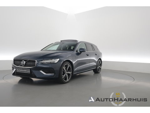 Volvo V60 2.0 T6 Plug-in hybrid AWD Plus Dark | Pano | HUD | Memory Seats | 360cam | 19'' | Leder | Bliss | Pilot Assist | H&K Audio