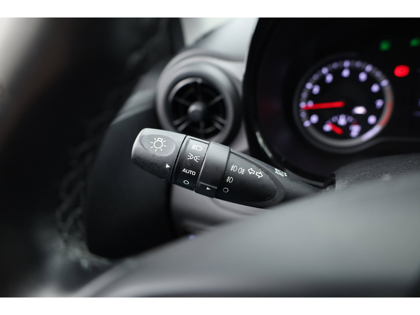 Hyundai i10 1.0 Comfort 5-zits | Rijklaar!! | Cruise Control | Lane Assist | DAB | Apple CarPlay & Android Auto