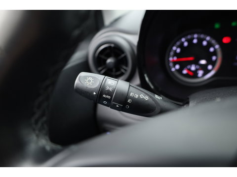 Hyundai i10 1.0 Comfort 5-zits | Rijklaar!! | Cruise Control | Lane Assist | DAB | Apple CarPlay & Android Auto