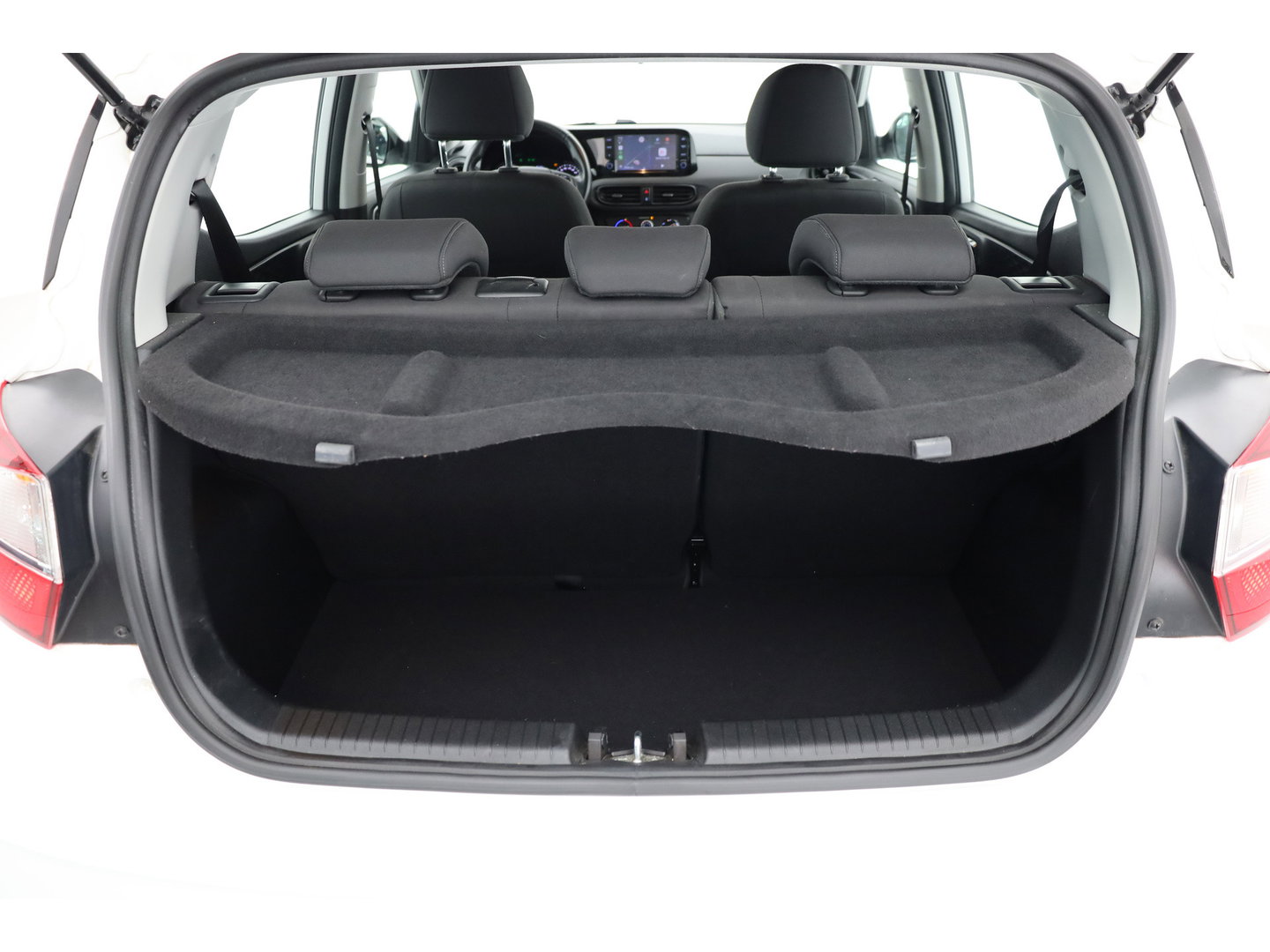 Hyundai i10 1.0 Comfort 5-zits | Rijklaar!! | Cruise Control | Lane Assist | DAB | Apple CarPlay & Android Auto