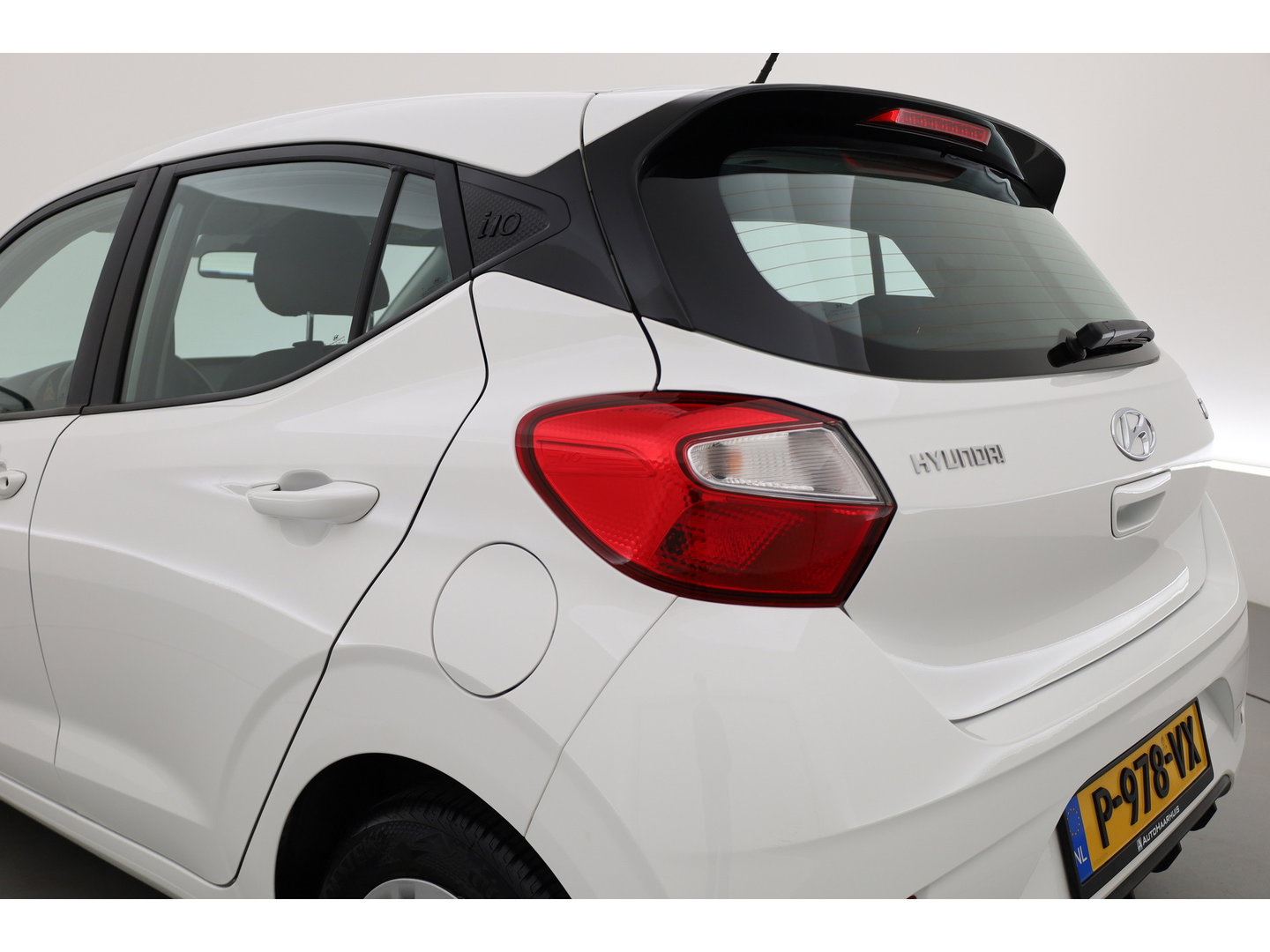 Hyundai i10 1.0 Comfort 5-zits | Rijklaar!! | Cruise Control | Lane Assist | DAB | Apple CarPlay & Android Auto