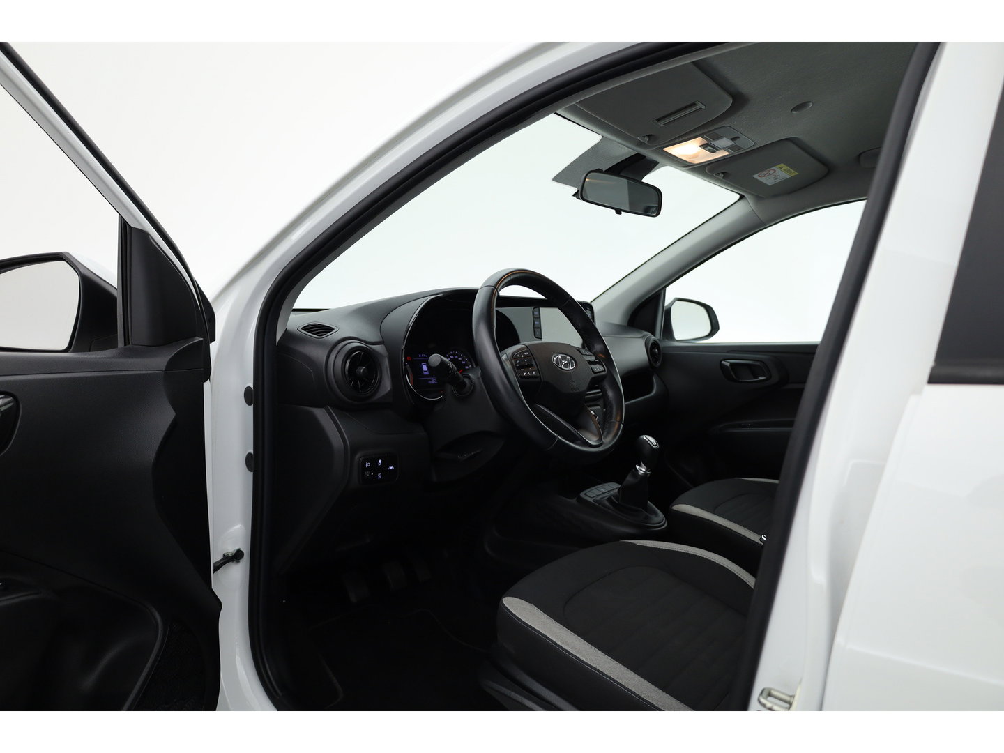 Hyundai i10 1.0 Comfort 5-zits | Rijklaar!! | Cruise Control | Lane Assist | DAB | Apple CarPlay & Android Auto