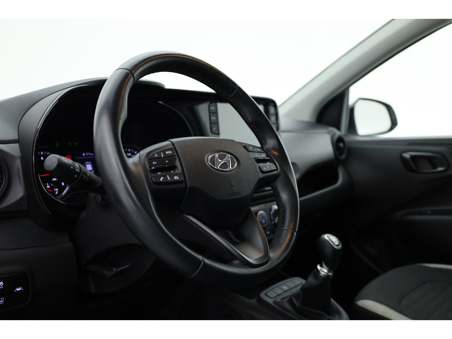 Hyundai i10 1.0 Comfort 5-zits | Rijklaar!! | Cruise Control | Lane Assist | DAB | Apple CarPlay & Android Auto