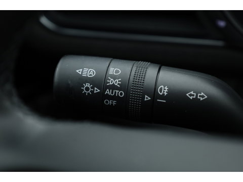 Mazda CX-30 2.0 e-SkyActiv-G M Hybrid Nagisa | Rijklaar! | HUD | Adapt. Cruise | Memory | Camera | All Seasons | Apple CarPlay | Keyless
