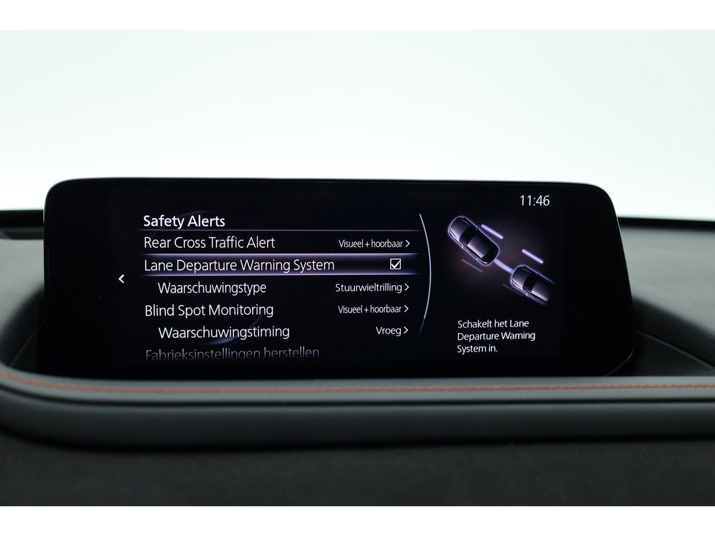 Mazda CX-30 2.0 e-SkyActiv-G M Hybrid Nagisa | Rijklaar! | HUD | Adapt. Cruise | Memory | Camera | All Seasons | Apple CarPlay | Keyless