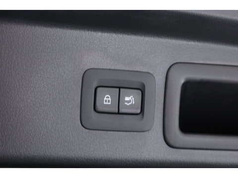 Mazda CX-30 2.0 e-SkyActiv-G M Hybrid Nagisa | Rijklaar! | HUD | Adapt. Cruise | Memory | Camera | All Seasons | Apple CarPlay | Keyless