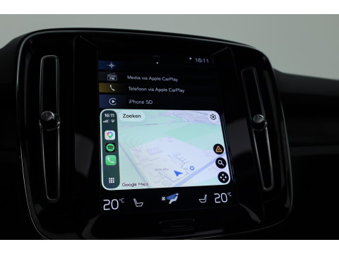 Volvo XC40 1.5 T4 Plug-in hybrid Plus Dark | Pano | Leder | Camera | Stoel- Stuurverw. | Cruise Ctrl. | Apple CarPlay | Navi