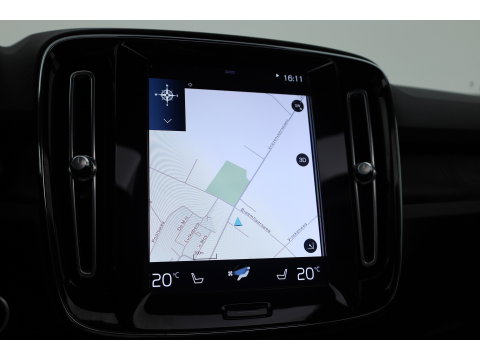 Volvo XC40 1.5 T4 Plug-in hybrid Plus Dark | Pano | Leder | Camera | Stoel- Stuurverw. | Cruise Ctrl. | Apple CarPlay | Navi