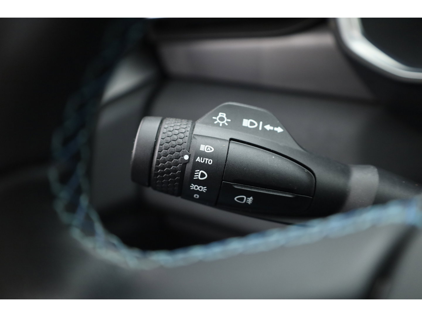 Lynk & Co 01 1.5 | Pano | Apple CarPlay | Keyless | Adapt. Cruise | Dodehoek. | 360cam. | Infinity Audio |