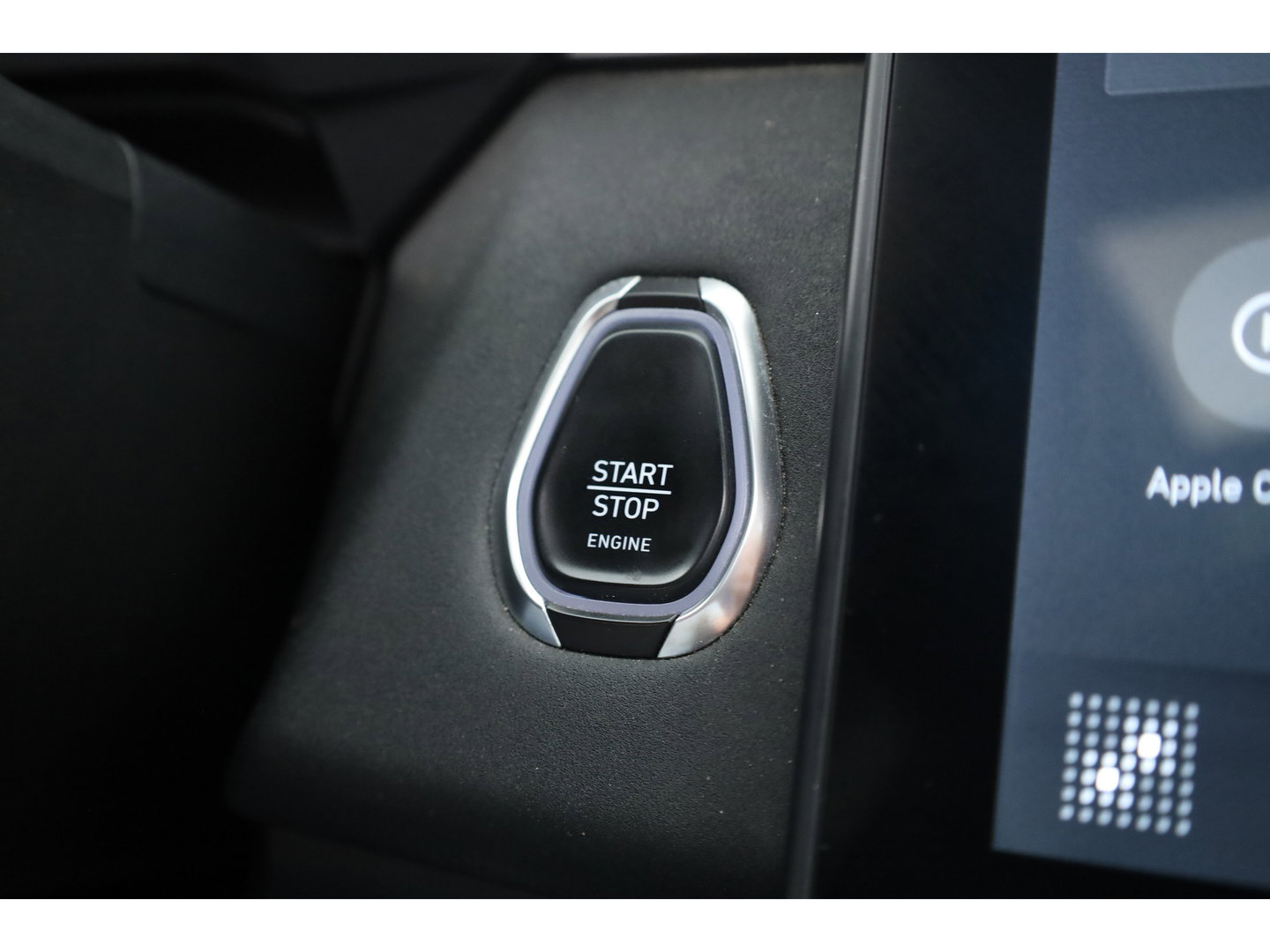Lynk & Co 01 1.5 | Pano | Apple CarPlay | Keyless | Adapt. Cruise | Dodehoek. | 360cam. | Infinity Audio |