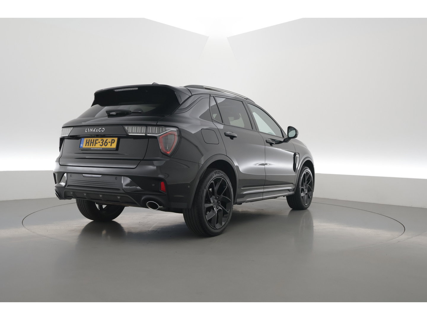Lynk & Co 01 1.5 | Pano | Apple CarPlay | Keyless | Adapt. Cruise | Dodehoek. | 360cam. | Infinity Audio |