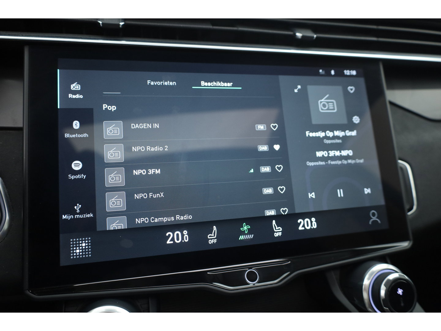 Lynk & Co 01 1.5 | Pano | Apple CarPlay | Keyless | Adapt. Cruise | Dodehoek. | 360cam. | Infinity Audio |