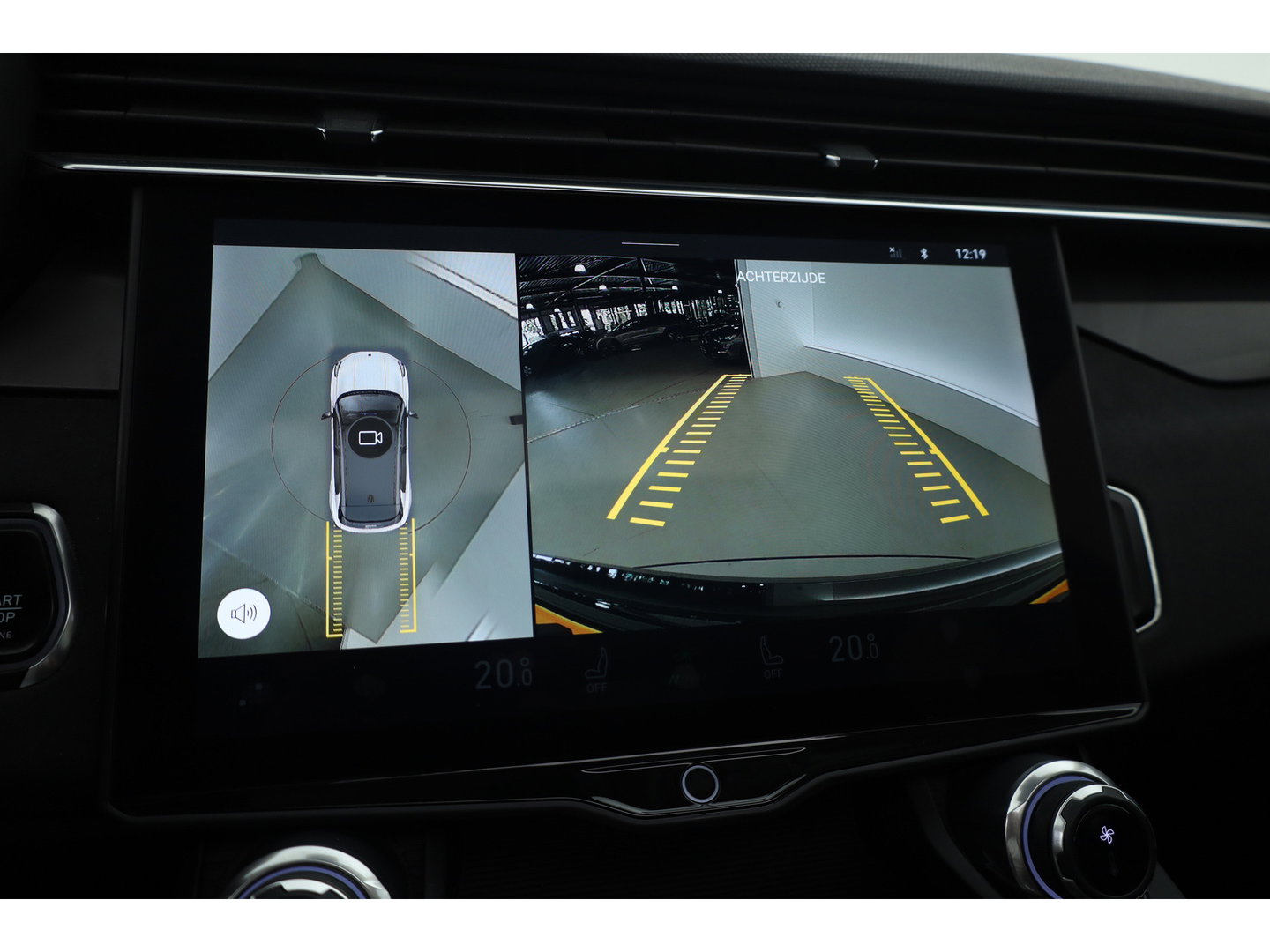 Lynk & Co 01 1.5 | Pano | Apple CarPlay | Keyless | Adapt. Cruise | Dodehoek. | 360cam. | Infinity Audio |