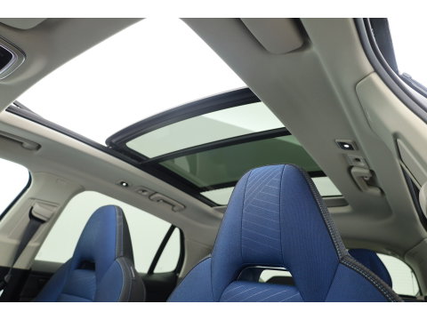 Lynk & Co 01 1.5 | Pano | Apple CarPlay | Keyless | Adapt. Cruise | Dodehoek. | 360cam. | Infinity Audio |