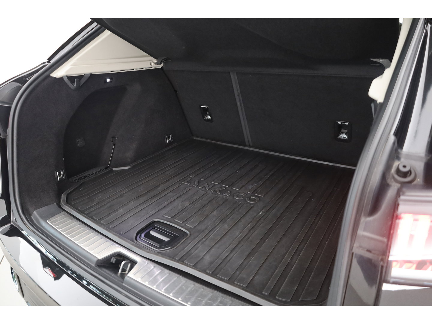 Lynk & Co 01 1.5 | Pano | Apple CarPlay | Keyless | Adapt. Cruise | Dodehoek. | 360cam. | Infinity Audio |