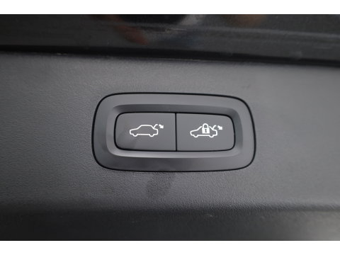 Lynk & Co 01 1.5 | Pano | Apple CarPlay | Keyless | Adapt. Cruise | Dodehoek. | 360cam. | Infinity Audio |