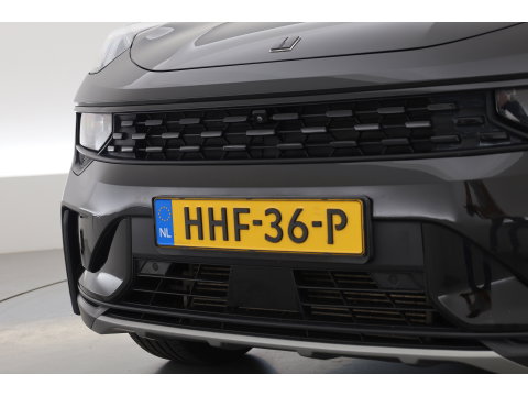 Lynk & Co 01 1.5 | Pano | Apple CarPlay | Keyless | Adapt. Cruise | Dodehoek. | 360cam. | Infinity Audio |