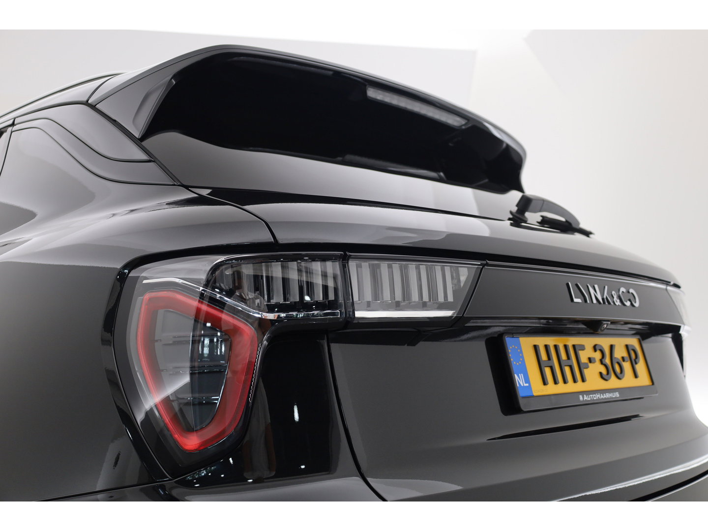 Lynk & Co 01 1.5 | Pano | Apple CarPlay | Keyless | Adapt. Cruise | Dodehoek. | 360cam. | Infinity Audio |