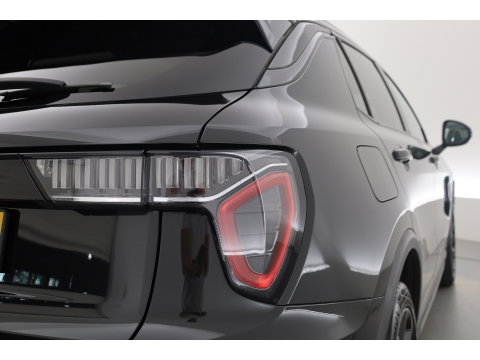 Lynk & Co 01 1.5 | Pano | Apple CarPlay | Keyless | Adapt. Cruise | Dodehoek. | 360cam. | Infinity Audio |