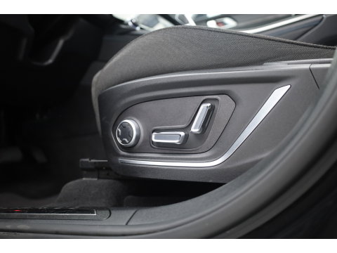 Lynk & Co 01 1.5 | Pano | Apple CarPlay | Keyless | Adapt. Cruise | Dodehoek. | 360cam. | Infinity Audio |