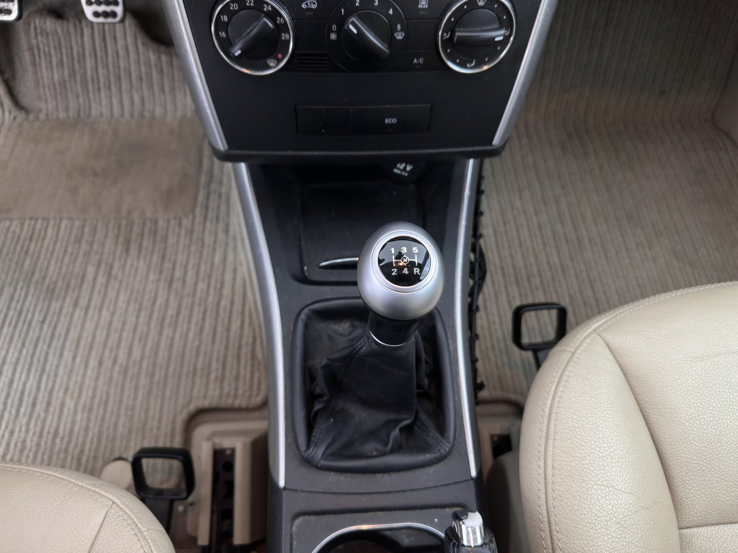 Mercedes-Benz B-Klasse 160 BlueEFFICIENCY Business Class *LEATHER | AIRCO | CRUISE | COMFORT-SEATS | 17''ALU*