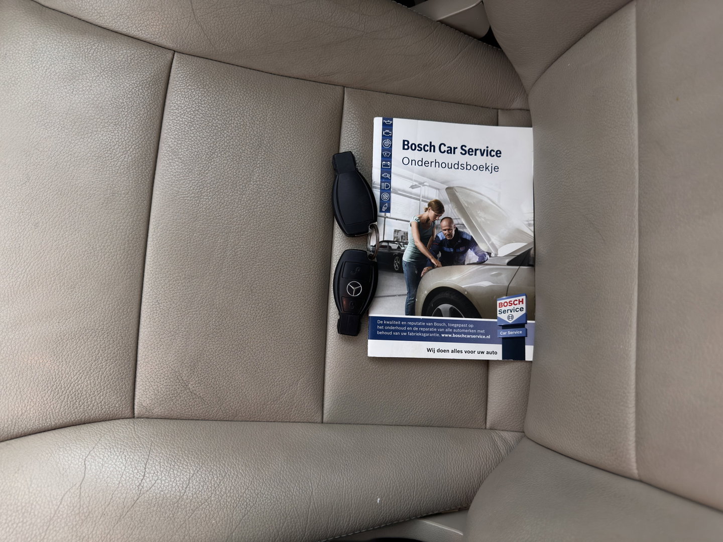 Mercedes-Benz B-Klasse 160 BlueEFFICIENCY Business Class *LEATHER | AIRCO | CRUISE | COMFORT-SEATS | 17''ALU*