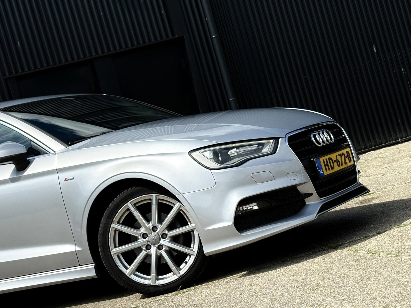 Audi A3 Limousine 1.4 TFSI | LMV | 150PK | TREKHAAK | LED | NETTE AUTO | ** INTERIEUR VOLGT ** | CoD AMBITION PRO LINE S | 3x S LINE