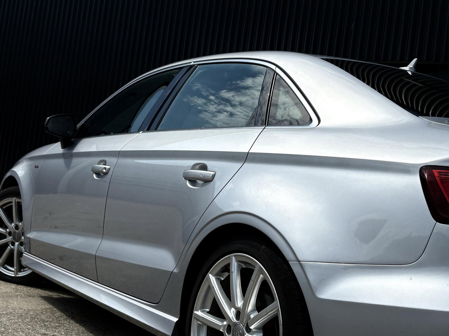 Audi A3 Limousine 1.4 TFSI | LMV | 150PK | TREKHAAK | LED | NETTE AUTO | ** INTERIEUR VOLGT ** | CoD AMBITION PRO LINE S | 3x S LINE