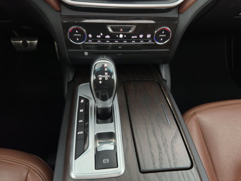 Maserati Ghibli 3.0 V6 D Aut. *PANO | LEATHER | XENON | MEMORY-PACK | CAMERA | KEYLESS | NAVI-FULLMAP | SHIFT-PADDLES | PRIVACY-GLASS | ECC | PDC | CRUISE | 20''ALU*